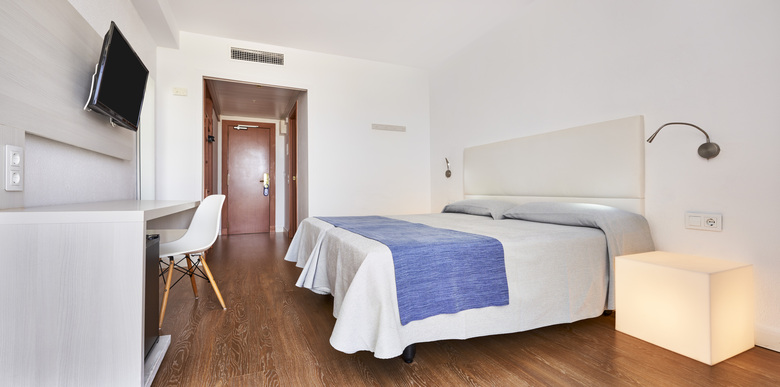 Hotel Globales Cala'n Bosch