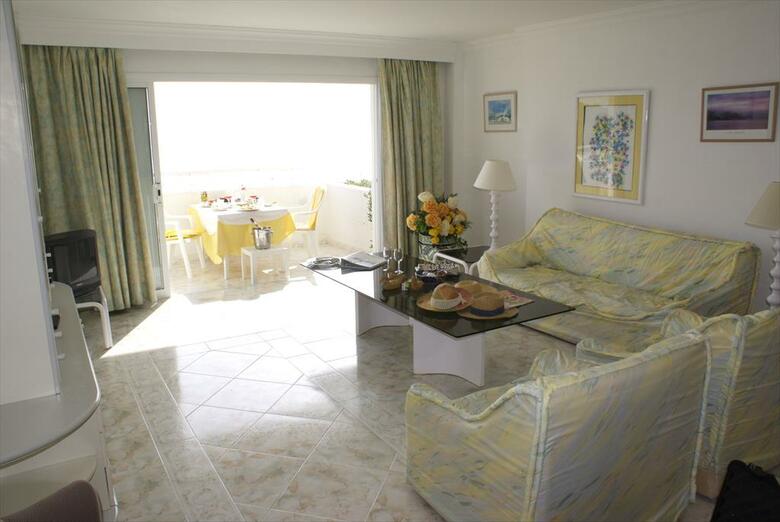 Apartamentos Hamilton Court