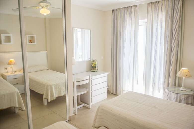 Apartamentos Hamilton Court