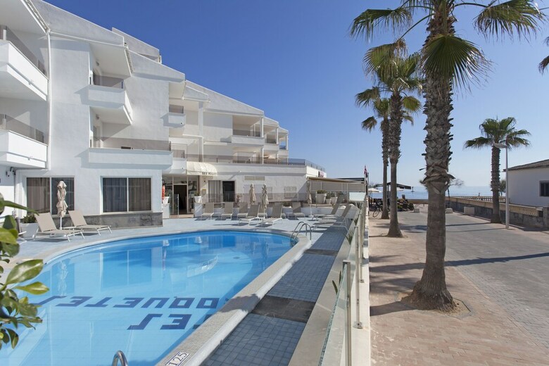 Apartamentos Ses Roquetes (.)