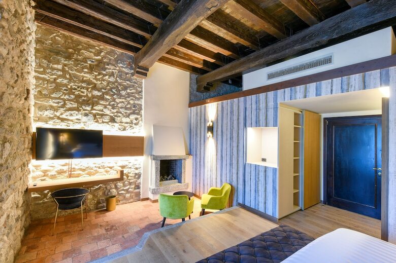 Hotel Castello Di Casiglio