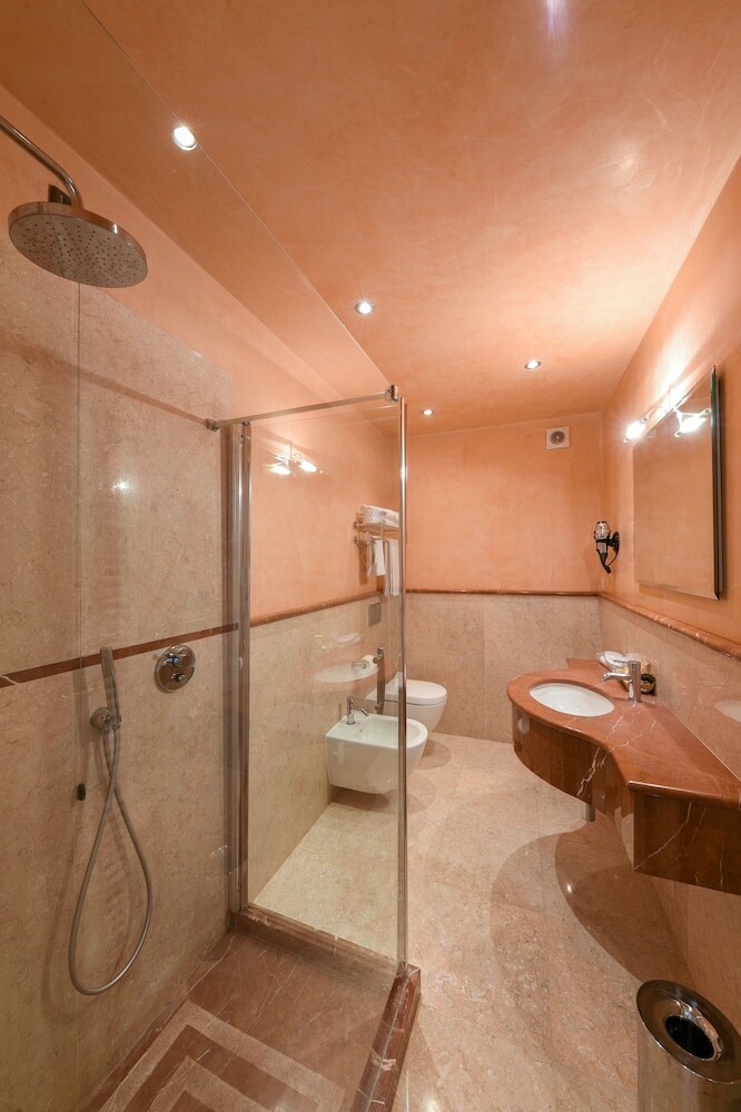 Hotel Castello Di Casiglio