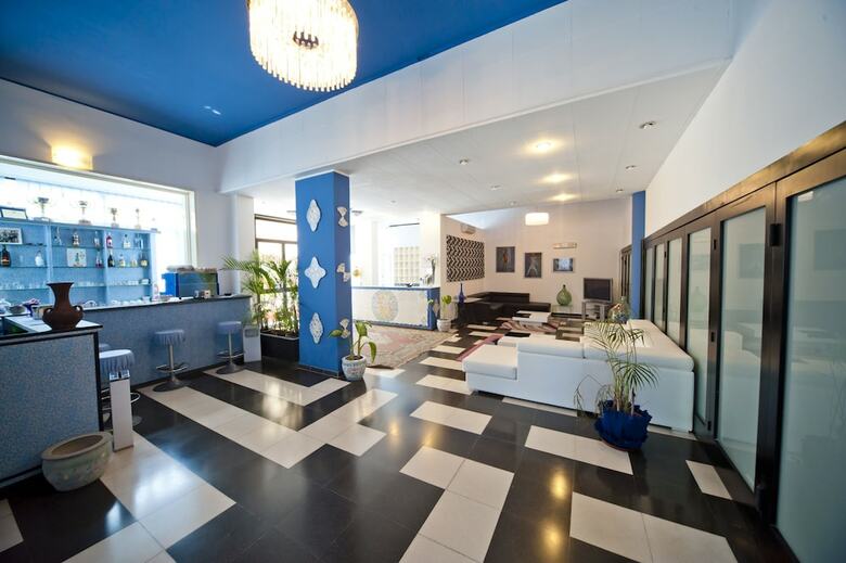 Hotel La Piramide