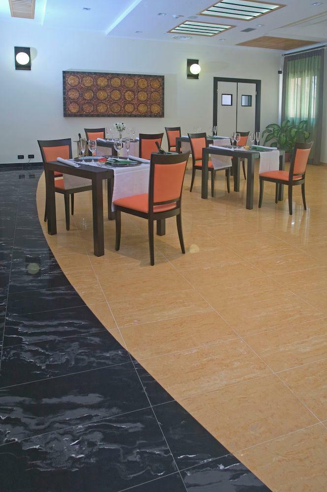 Cerri Hotel