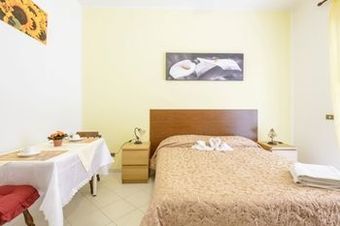 Hostal B&B Soggiorno Di Ostia