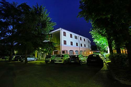 Mini Hotel Le Ville