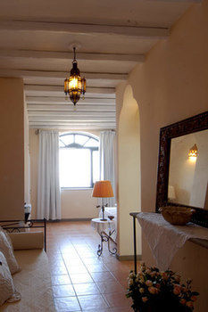 Marulivo Hotel