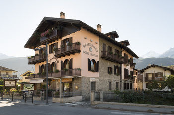 Hotel Chateau