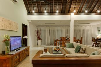 Puri Tirta Villas
