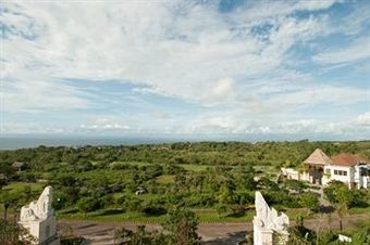 Lorin New Kuta Hotel