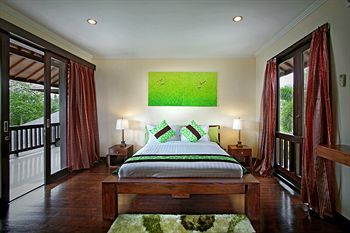 The Bale Tokek Villas