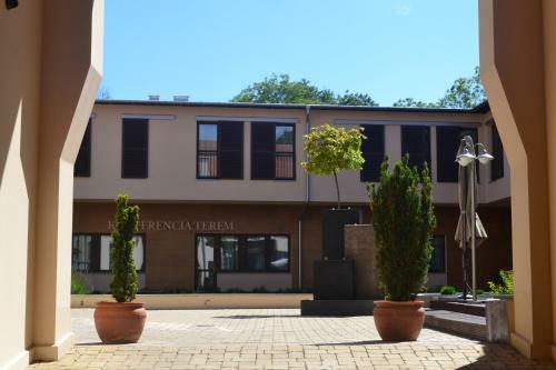 Szent J�nos Hotel