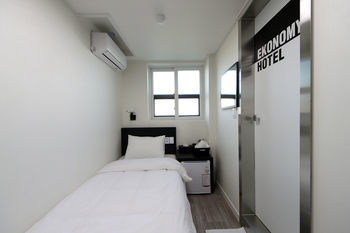 Ekonomy Hotel Incheon