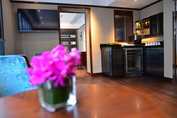 Hotel Somerset Victoria Park Hong Kong