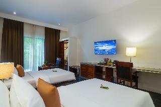 Hotel Lynnaya Urban River Resort