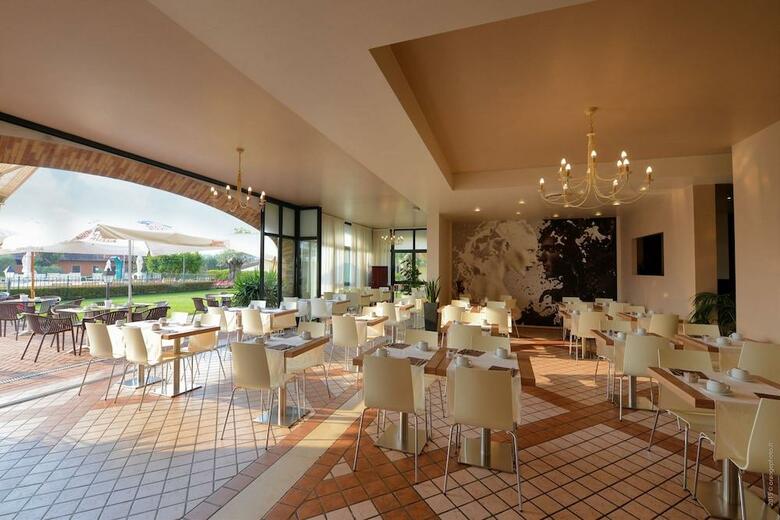 Le Terrazze Sul Lago Suite Hotel