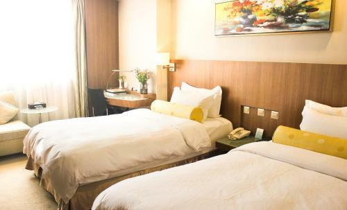Jinling Danyang Hotel
