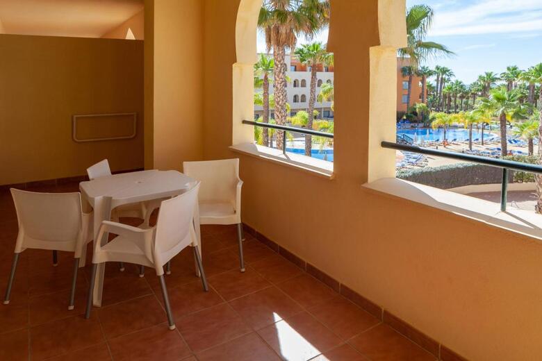 Apartamentos Playamarina