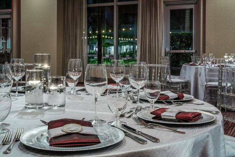 Hotel Courtyard By Marriott Miami Airport South