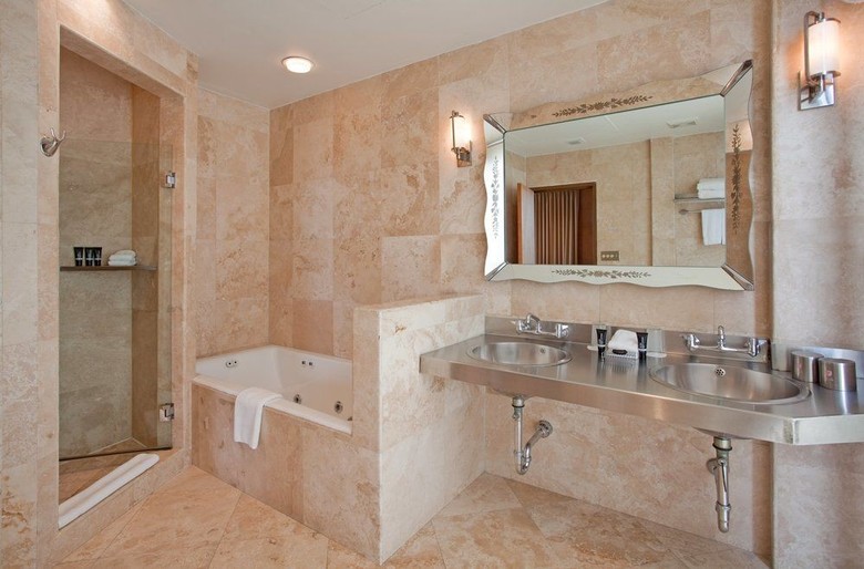 Hotel The Raleigh Miami Beach