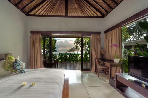 Hotel Living Asia Resort And Spa