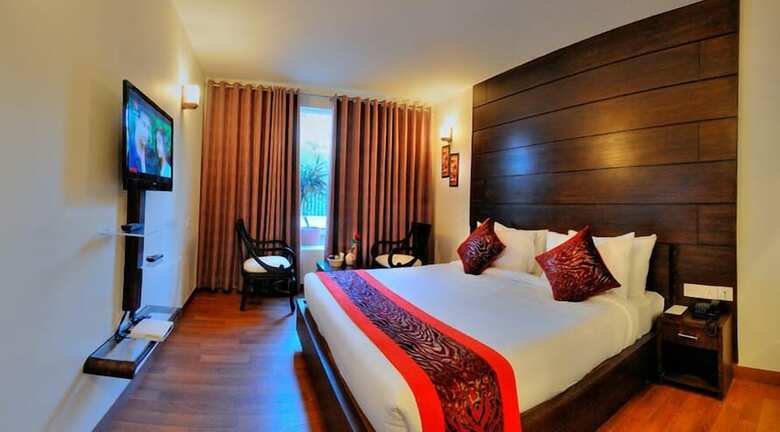 Hotel Atulyaa Taj