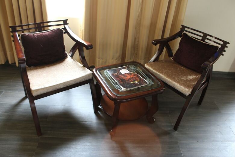 Hotel Atulyaa Taj