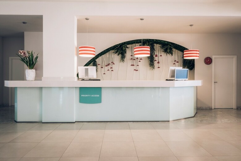 Aparthotel Iberostar Waves Pinos Park