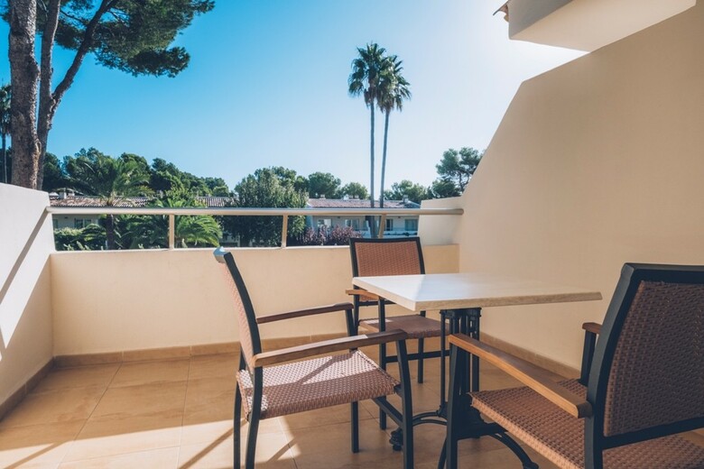 Aparthotel Iberostar Waves Pinos Park