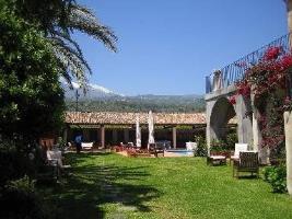 Hotel Etna