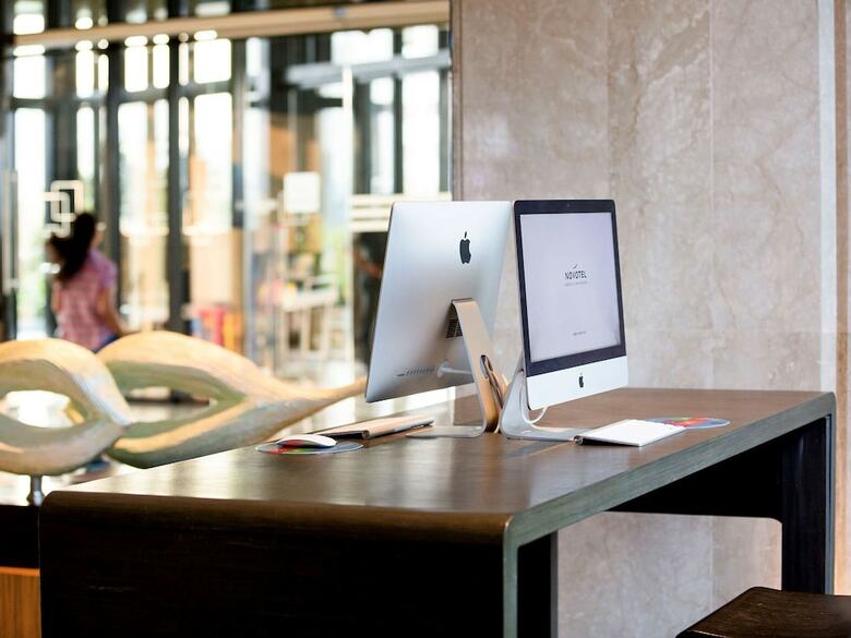 Novotel Kolkata Hotel And Residences