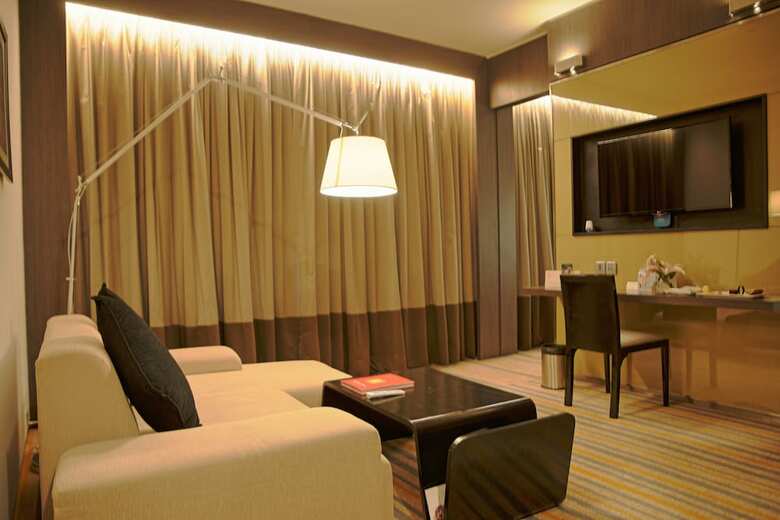 Novotel Kolkata Hotel And Residences