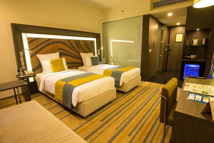 Novotel Kolkata Hotel And Residences