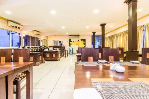 Ceylon City Hotel