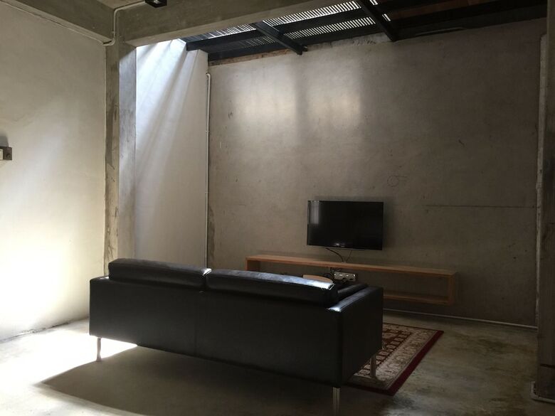 Hostal The Frame Guesthouse