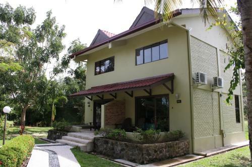 Hotel Beringgis Beach Resort & Spa