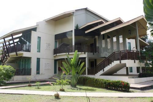 Hotel Beringgis Beach Resort & Spa