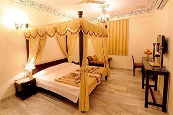 Bed & Breakfast Laxmi Palace - A Heritage Home