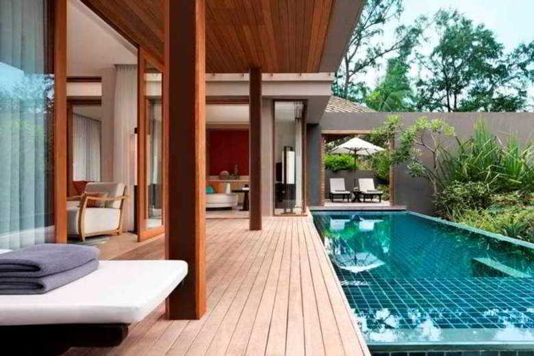 Hotel Renaissance Phuket Resort & Spa