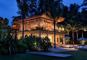Hotel Renaissance Phuket Resort & Spa