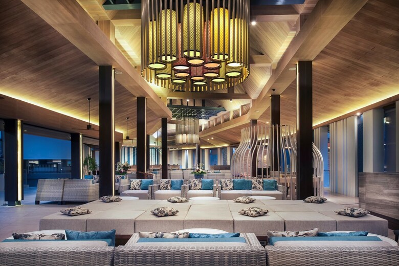 Hotel Centara Grand West Sands Resort & Villas Phuket