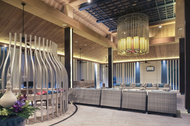 Hotel Centara Grand West Sands Resort & Villas Phuket