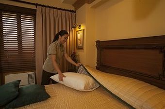 Hotel Herald Suites