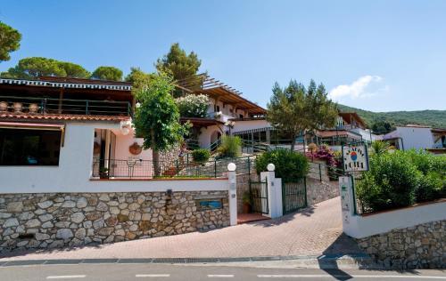 Hotel Paradiso