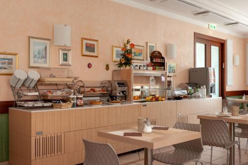 Hotel Mondial