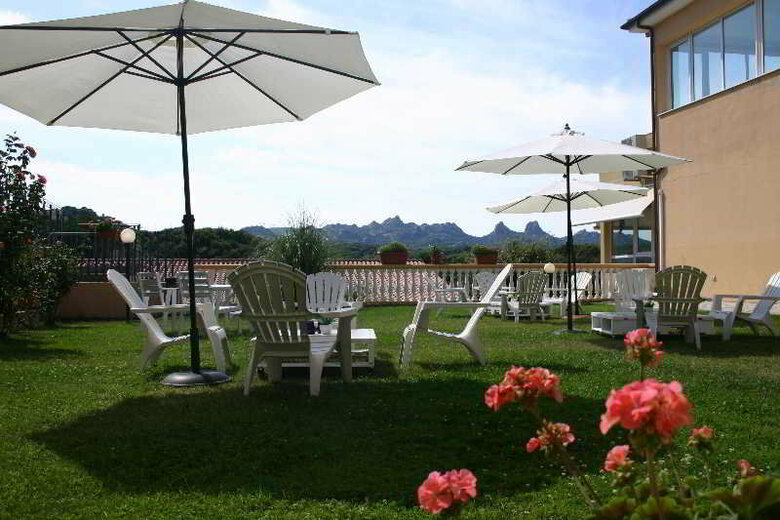 Hotel Pausania Inn