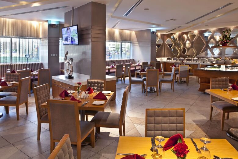 Landmark Grand Hotel