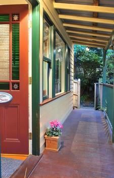 Belgrave Bed And Breakfast