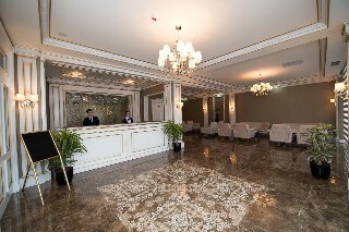 Boulevard Side Hotel