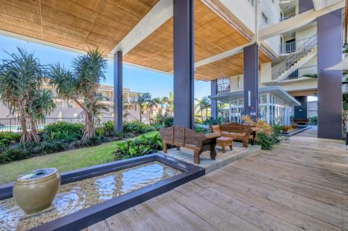 Aparthotel On The Beach Resort Bribie Island
